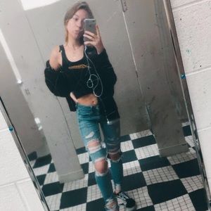 Meet your Posher, Vanessa